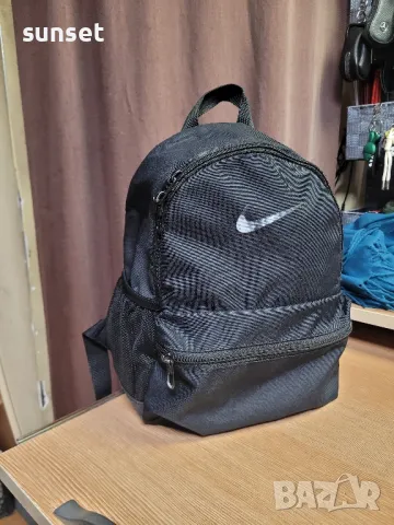 NIKE мини черна раница+  ADIDAS  голяма ,оригинална, снимка 2 - Раници - 48767855
