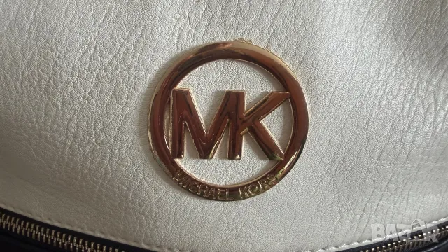 MICHAEL KORS Дамска чанта-21/26 см, снимка 3 - Чанти - 55735031