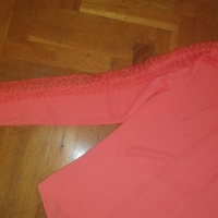 Дамска блузка с ефектен ръкав , снимка 2 - Блузи с дълъг ръкав и пуловери - 36202087