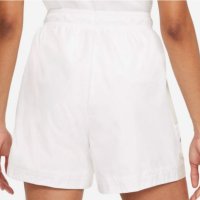 Дамски къси панталони Nike L, снимка 2 - Къси панталони и бермуди - 41370001