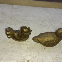 Лот от две стари бронзови пиленца статуетка фигура пластика, снимка 1 - Антикварни и старинни предмети - 39145692
