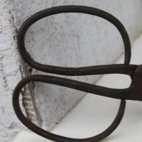 Стара кована ножица майстор ''А.И" , снимка 6 - Антикварни и старинни предмети - 44716298