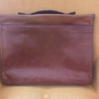Продавам луксозна бизнес чанта от естествена кожа , снимка 2 - Чанти - 44920755