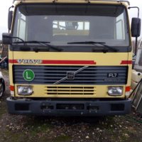 Камион Волво ФЛ 7 с кран HIAB, снимка 2 - Камиони - 34228768