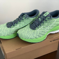 Mizuno Обувки за бягане Wave Rider 26, 42 EU, снимка 2 - Спортни обувки - 44739363