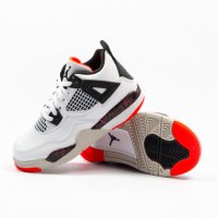 детски кецове  Nike Air Jordan 4 Retro Flight  номер 31,5 , снимка 2 - Детски обувки - 34229751