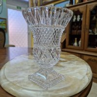 Красива антикварна френска кристална ваза със столче, снимка 6 - Антикварни и старинни предмети - 41392191