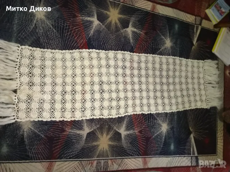 Шал плетен на една кука нов 186 см с ресните -те са по 17см, снимка 1