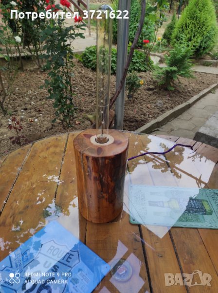 Настолна лампа от дърво, снимка 1