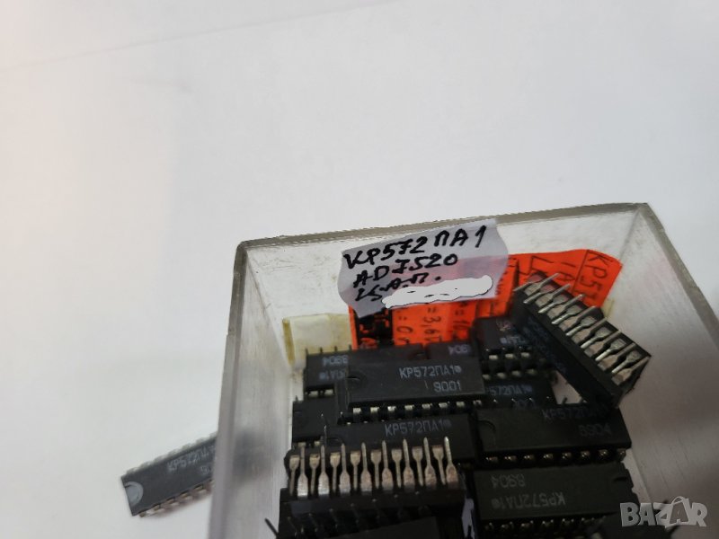 Интегрална схема, интегрални схеми  КР572ПА1, интегрална схема аналог  AD7520 - ЦАП, снимка 1