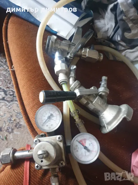 Глава за наливна бира+Редуцир вентил, регулатор на налягане+Кег глава байонет, снимка 1