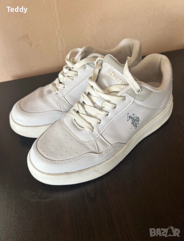 Продавам бели маратонки,без забележки, снимка 1