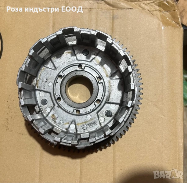 Suzuki GsxR 600 K5 , K4 глава с клапани  , водна помпа, валове, голяма касета съединител, снимка 1