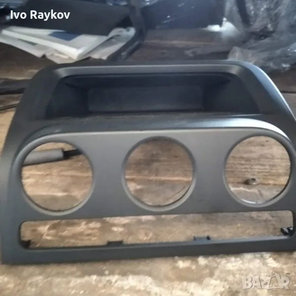 Централна Конзола за Volkswagen TIGUAN (2011 - 2016) 5M0819422., снимка 1