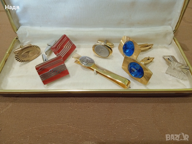 РЪКАВЕЛИ, снимка 1