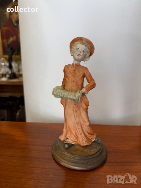 Италианска порцеланова фигура на Capodimonte. №7388, снимка 1