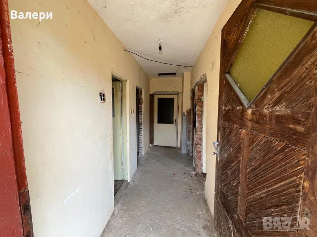 Вила с голям двор в с. Ветрен, снимка 8 - Вили - 55905962