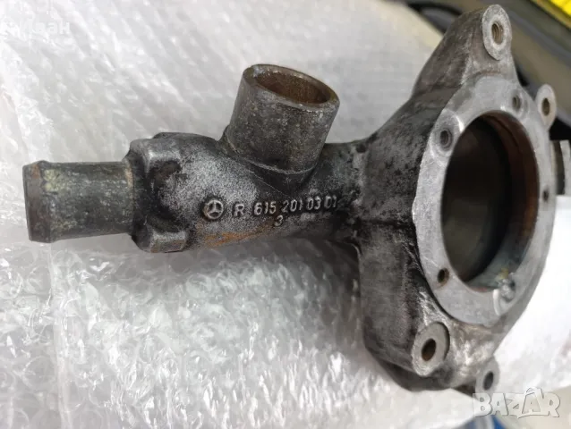 Корпус за водна помпа на Мерцедес W115,W123 -2.4D, снимка 7 - Части - 49548007