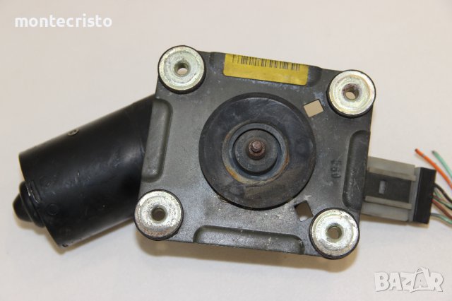 Моторче предни чистачки Nissan Terrano II (1996-2000г.) 9390332388 / Нисан Терано, снимка 2 - Части - 41895469