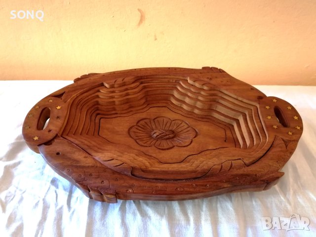 Прекрасна Стара Згъваема Дървена фруктиера