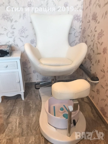 Стол за педикюр Crem 105 х 75 х 54/70 см, снимка 6 - Педикюр и маникюр - 44515329