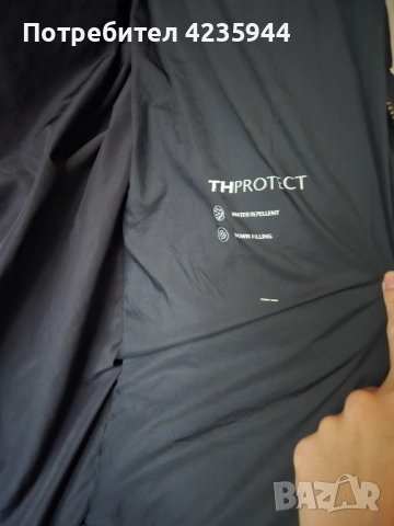 Tommy hilfiger оригинален пухен елек , снимка 3 - Елеци - 51705969