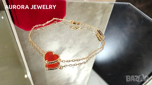 Van Cleef & Arpels VCA Rose Gold Red Carnelian Sweet Heart Дамска Гривна