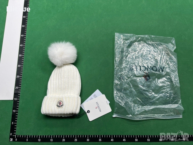 зимни шапки moncler 