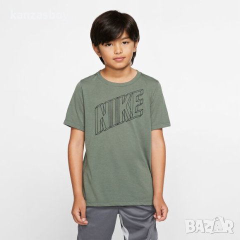 Nike - страхотна юношеска тениска , снимка 2 - Детски тениски и потници - 41591622