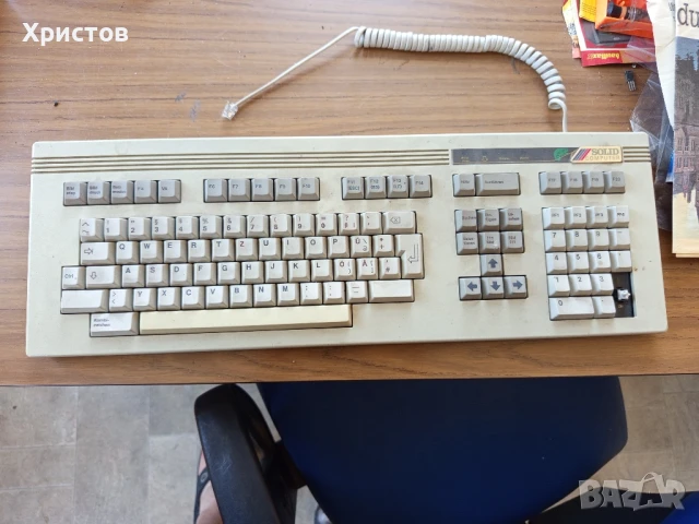 ретро клавиатура , снимка 2 - Клавиатури и мишки - 51117894