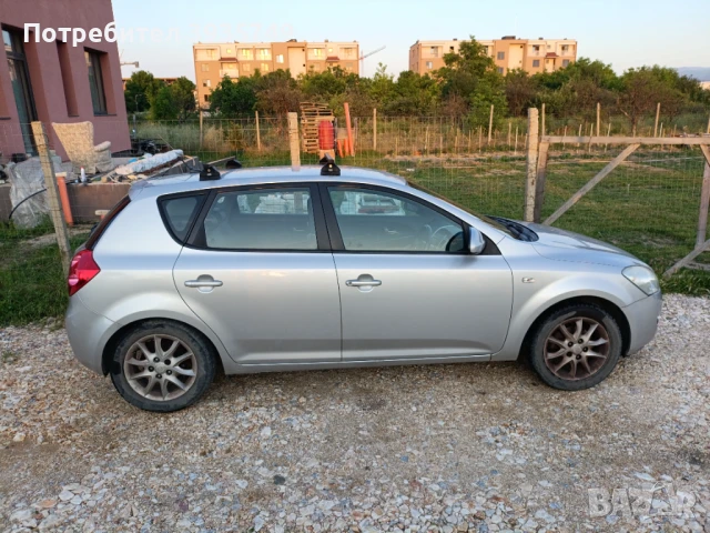 Kia Ceed 1.6 бензин/газ, снимка 3 - Автомобили и джипове - 50583640