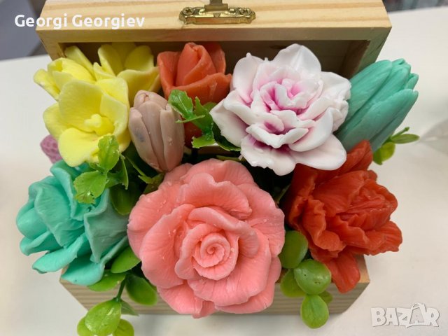 Подаръци от ароматен глицеринов сапун , снимка 12 - Изкуствени цветя - 39857408