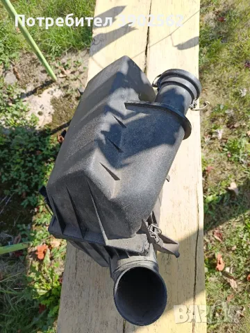 Продавам кутия въздушен филтър за Мерцедес W210, снимка 4 - Части - 47340727