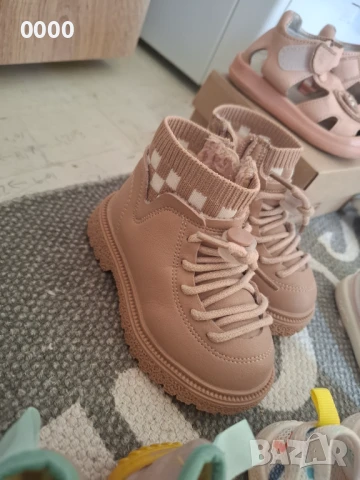 Обувки  за момиче, снимка 11 - Детски обувки - 50553705