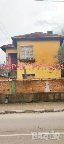 ✨ ДВУЕТАЖНА КЪЩА С ГАРАЖ, КЛАДЕНЕЦ И ГОЛЯМ ДВОР В С. ВАСИЛ ЛЕВСКИ, ОБЛ. СТАРА ЗАГОРА ✨, снимка 2 - Къщи - 56257891
