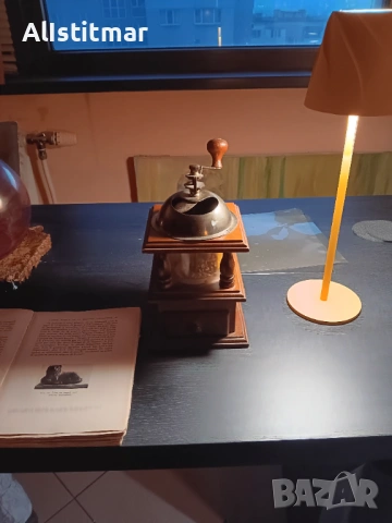 Ретро мелничка за кафе, снимка 7 - Антикварни и старинни предмети - 53154156