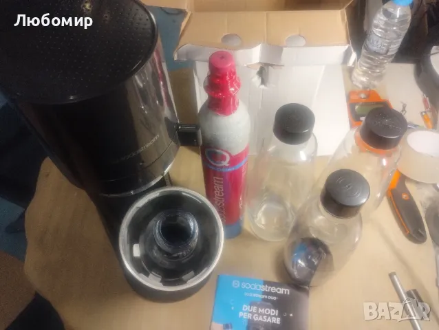 Машина за газирани напитки SODASTREAM DUO Noire Pack 2 гарафи + 2 бутилки, снимка 7 - Други - 47770740