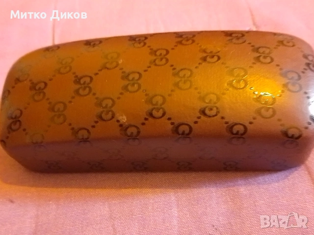 калъф за очила Гучи