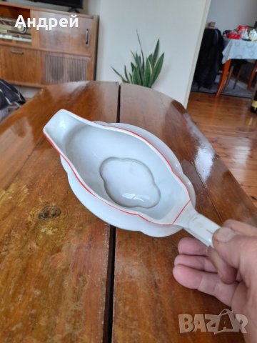 Стара порцеланова сосиера #5, снимка 5 - Антикварни и старинни предмети - 40460671