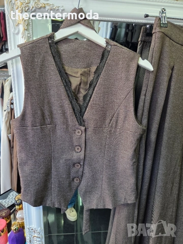 Кафяв сет с дантела