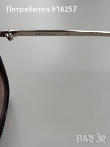 Дамски слънчеви очила Polaroid, снимка 3 - Слънчеви и диоптрични очила - 53400337