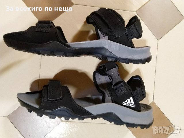 Черни оригинални сандали Adidas Traxion ( Адидас Траксион) номер 44, снимка 1 - Мъжки сандали - 41424713