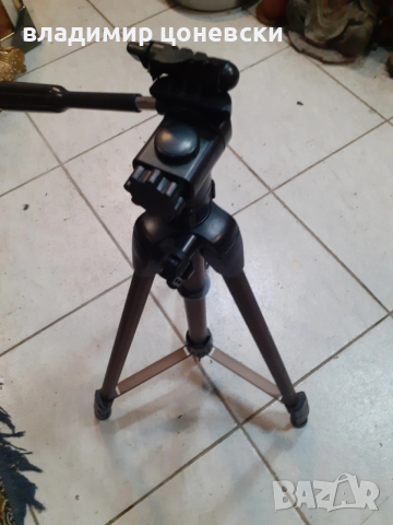 Статив,триножник,тринога за фотоапарат,телескоп и др., снимка 4 - Друга електроника - 53603544