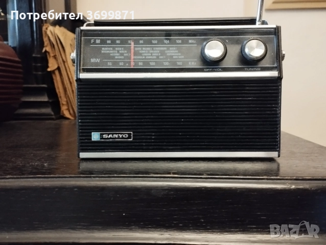 Радио транзистор Саньо.