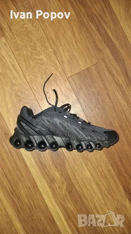 ОРИГИНАЛНИ обувки nike dn , снимка 3 - Маратонки - 56120701