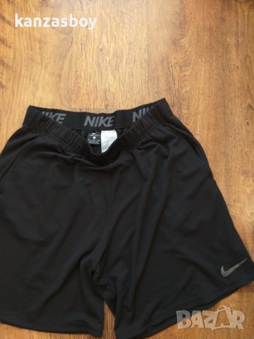 NIKE Men's Woven Training Shorts Dri-FIT - страхотни мъжки панталони , снимка 2 - Спортни дрехи, екипи - 41500104