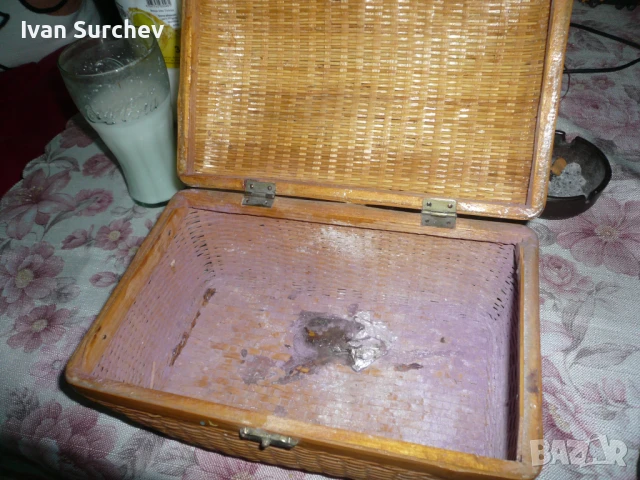 ЛОТ ПЛЕТЕНИ КОШОВЕ , ПАНЕРИ ,ЧАНТА И ДРУГИ, снимка 18 - Други ценни предмети - 47297009