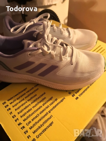 Дамски маратонки 40