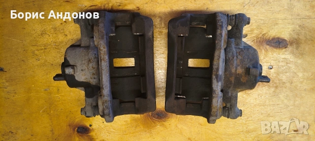 Предни спирачни апарати Nissan Almera N16, снимка 3 - Части - 53839754