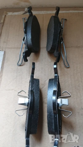 Предни спирачни накладки ATE и задни спирачни накладки BOSCH за форд фокус. , снимка 5 - Части - 50979286